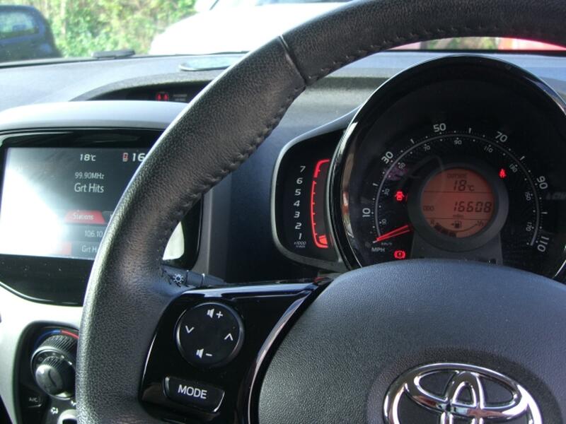 TOYOTA AYGO