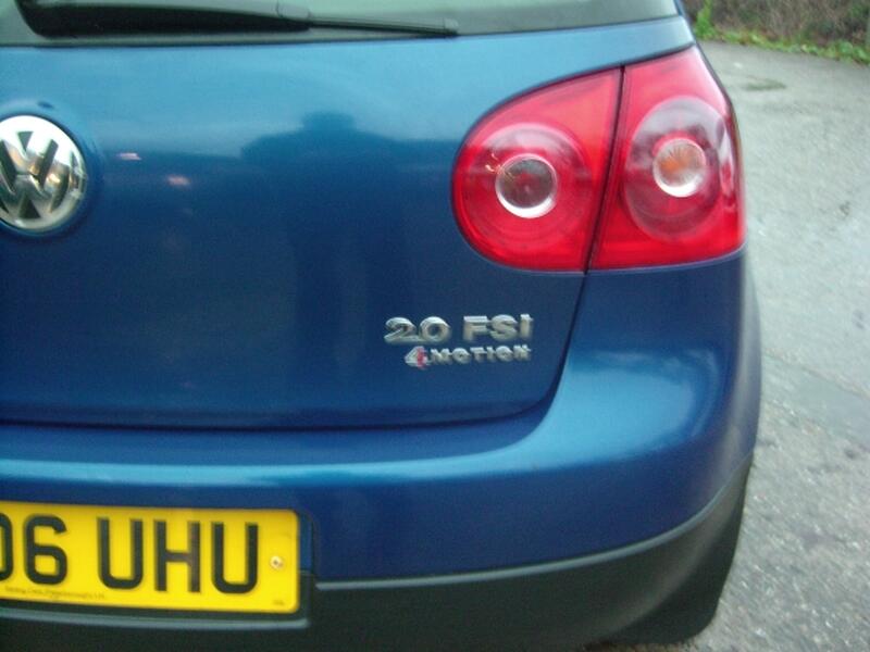 VOLKSWAGEN GOLF