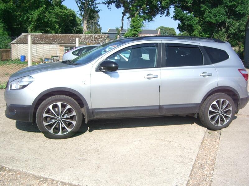 View NISSAN QASHQAI+2 1.6 dCi 360