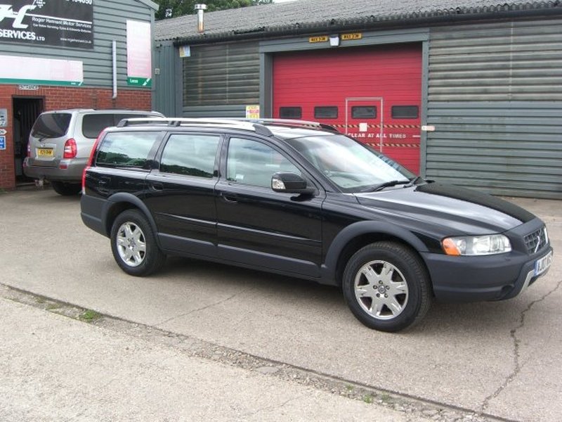 VOLVO XC70