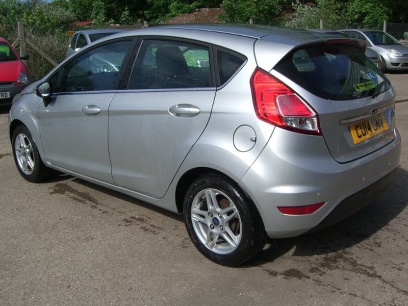 FORD FIESTA