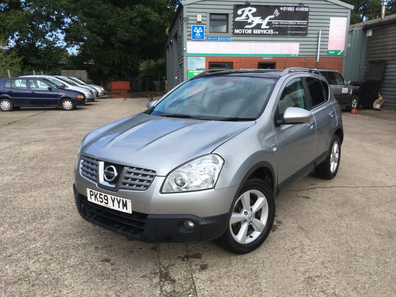 View NISSAN QASHQAI dCi 150 2WD N-Tec