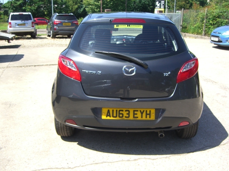 MAZDA MAZDA2