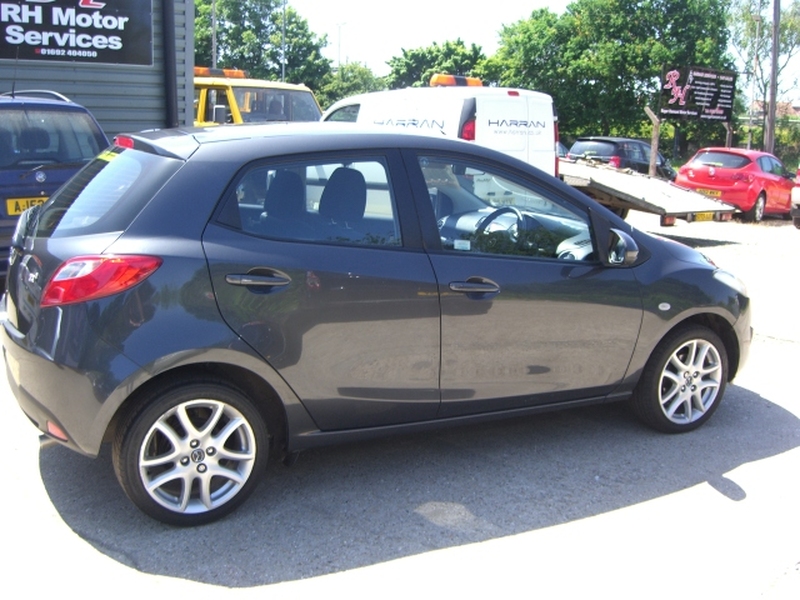 MAZDA MAZDA2