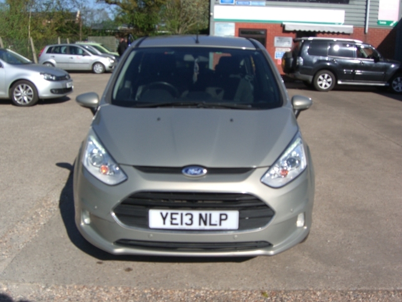 View FORD B-MAX ZETEC Auto