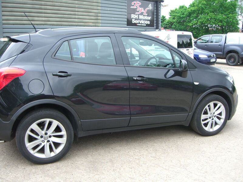 VAUXHALL MOKKA