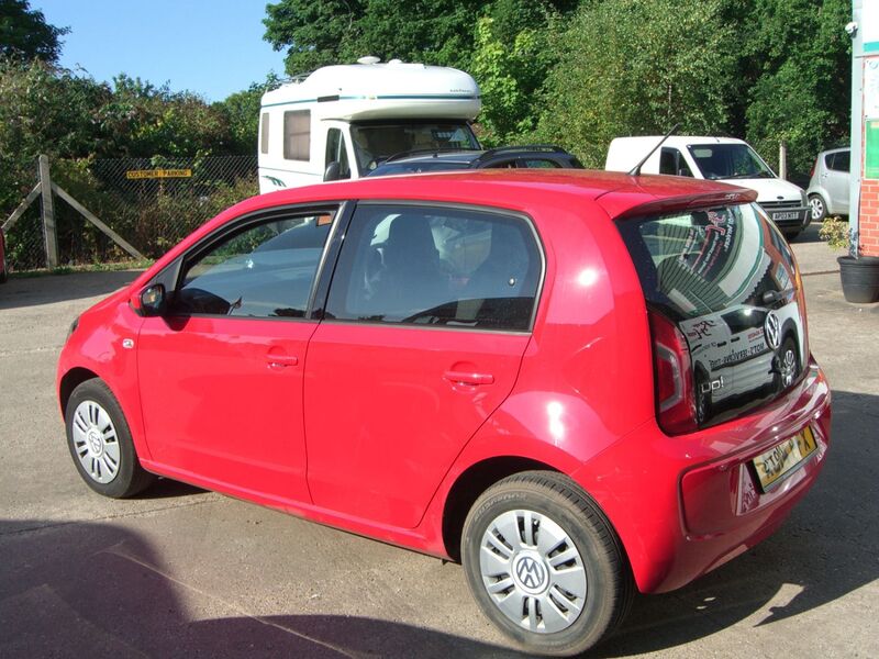 VOLKSWAGEN UP