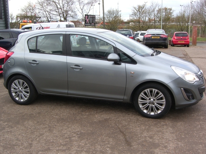 VAUXHALL CORSA